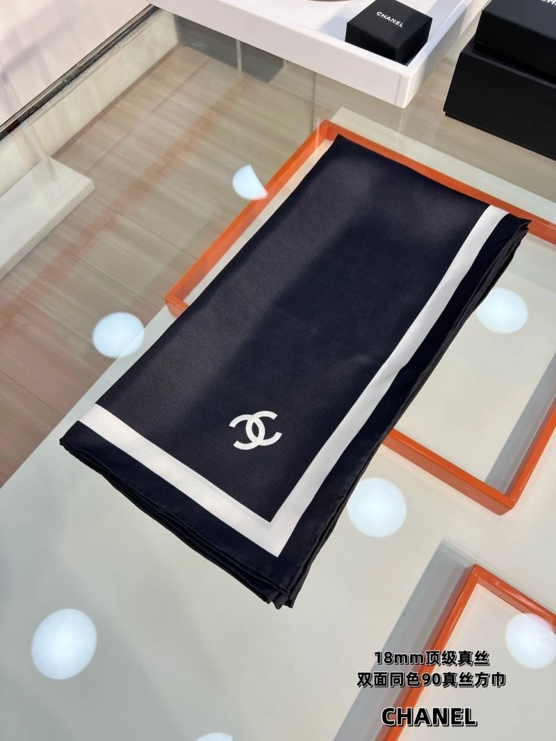 WellDesigned Chanel Scarf 271285