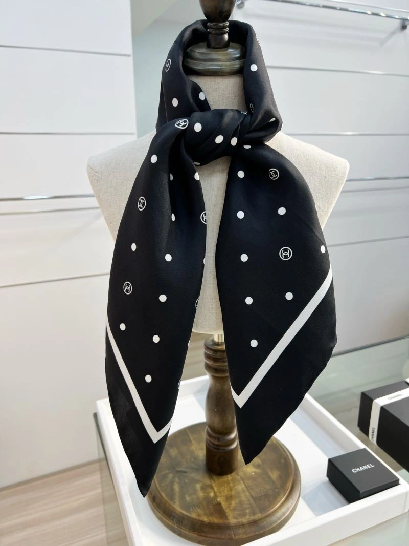 FreshLook Chanel Scarf 271258