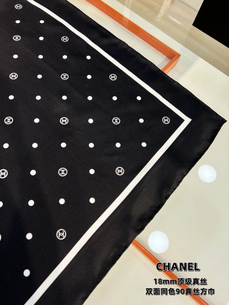 FreshLook Chanel Scarf 271258