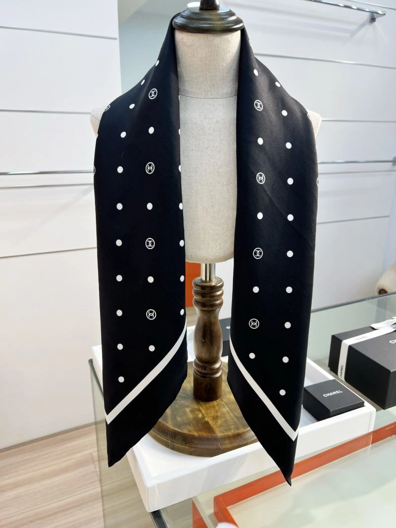 FreshLook Chanel Scarf 271258