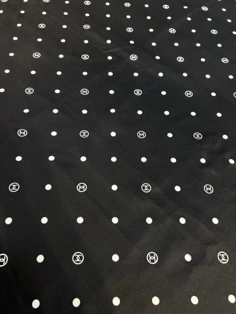 FreshLook Chanel Scarf 271258