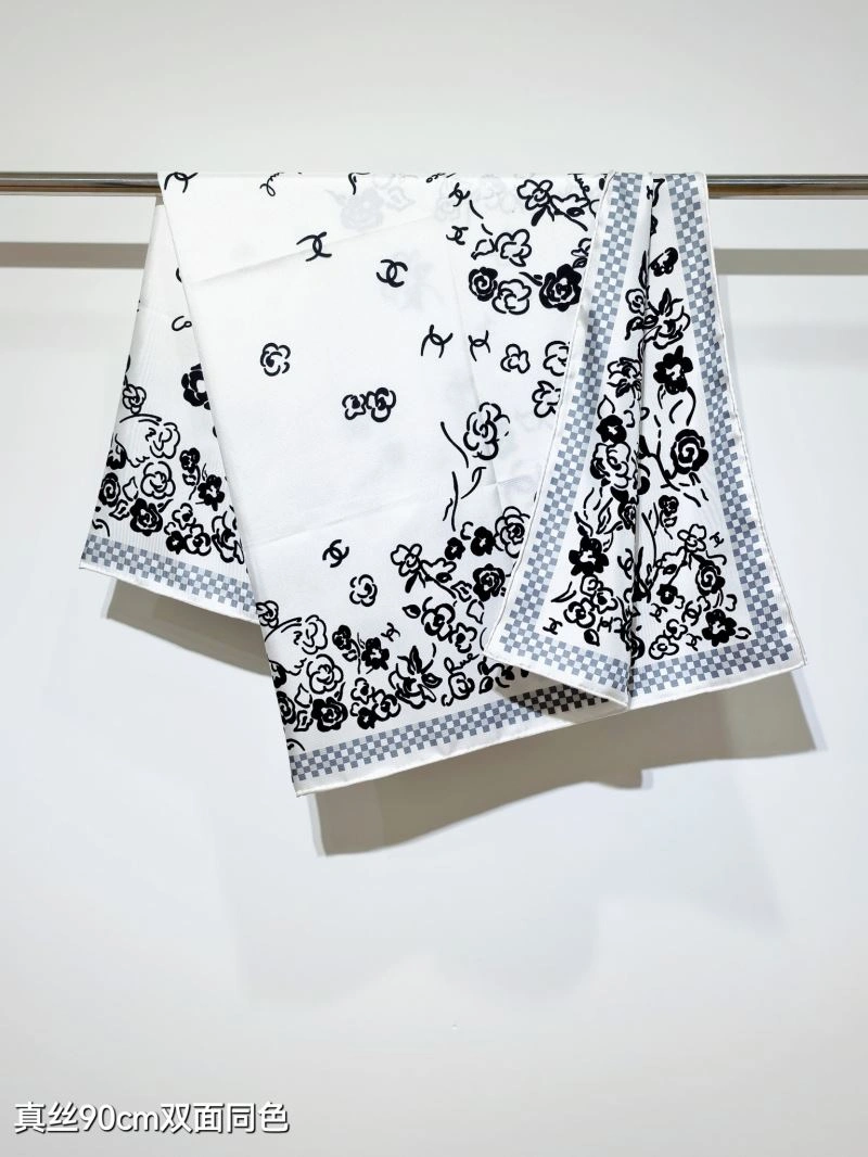 Chanel Scarf Practical 271250