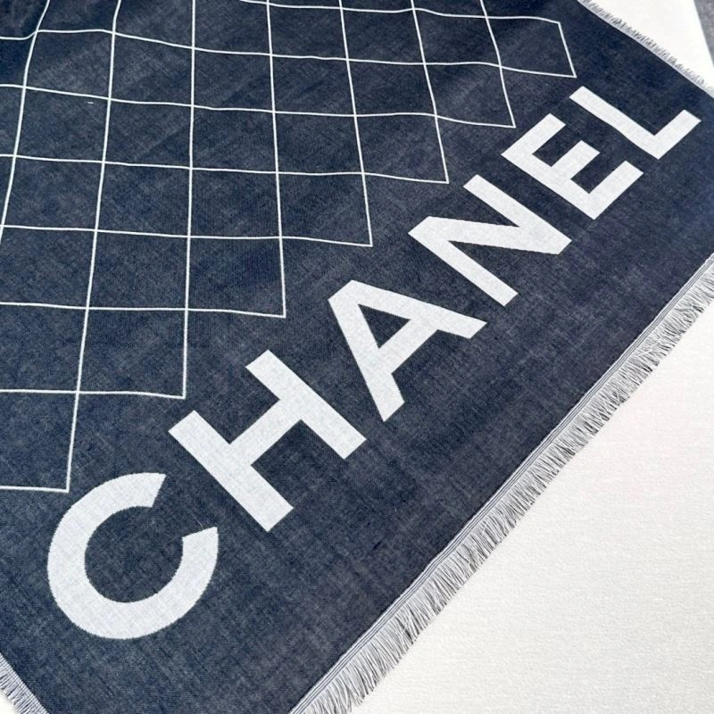 WellDesigned Chanel Scarf 271272
