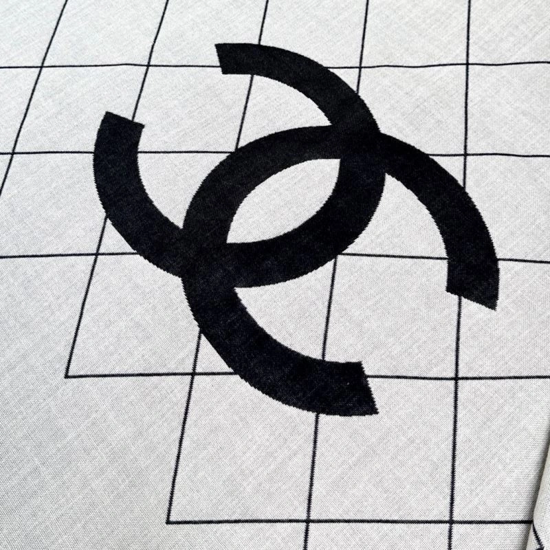 WellDesigned Chanel Scarf 271272