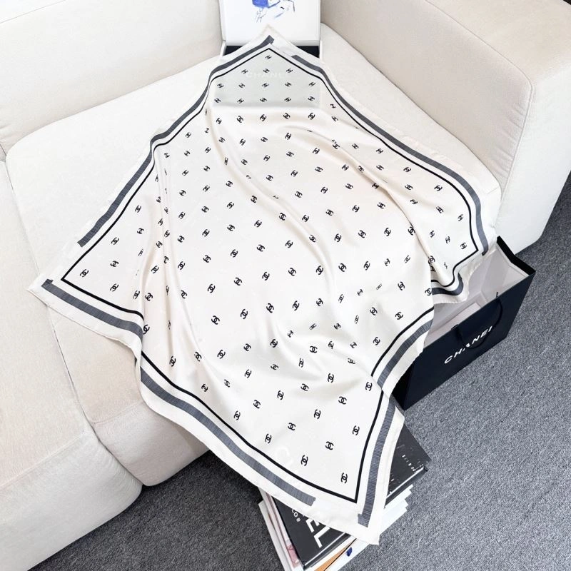 Neat Chanel Scarf 271260