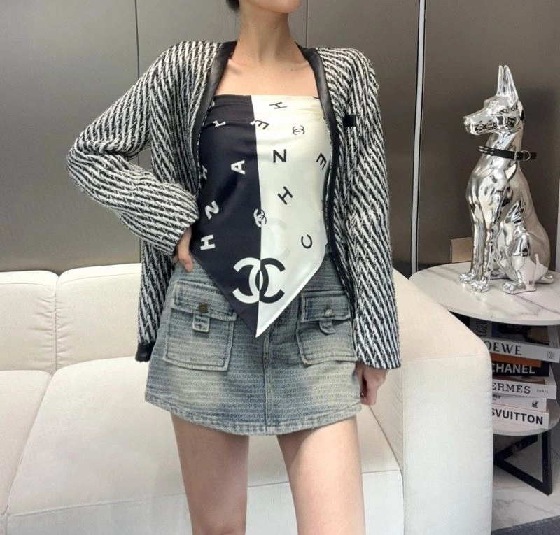 Chanel Scarf Neat 271257