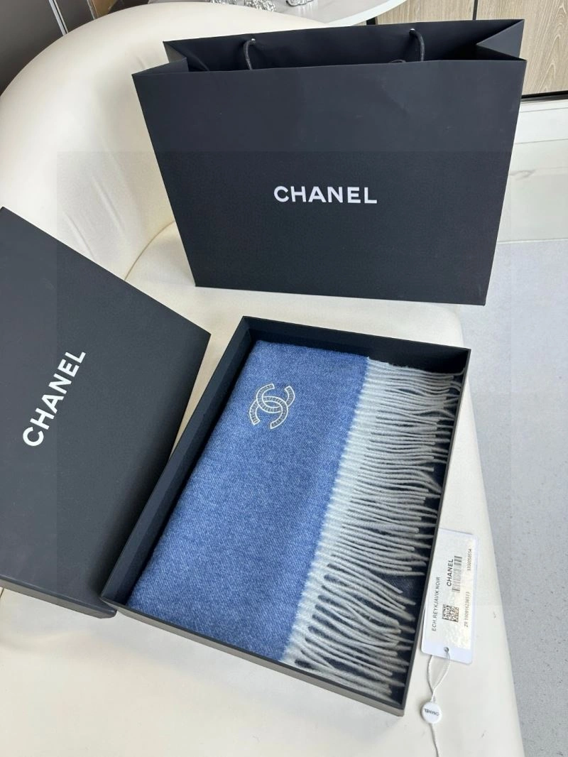 Fashionable Chanel Scarf 271239