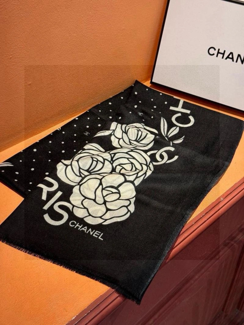 Supportive Chanel Scarf 271247