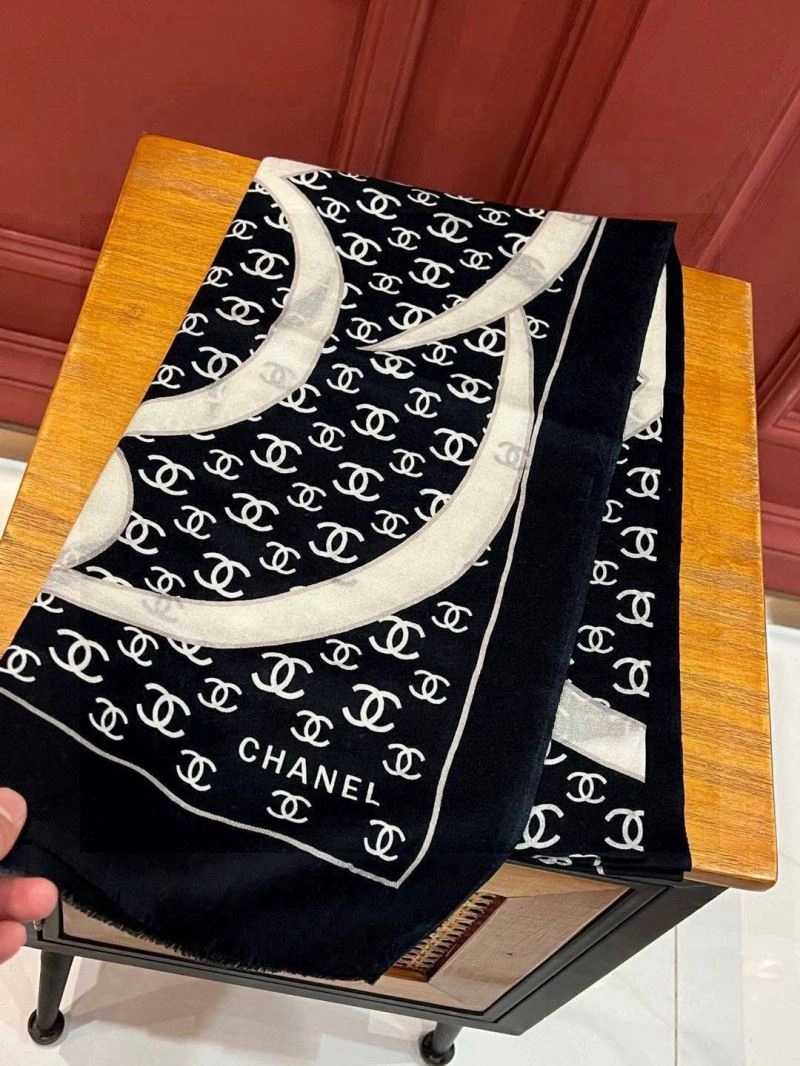 EyeCatching Chanel Scarf 271228
