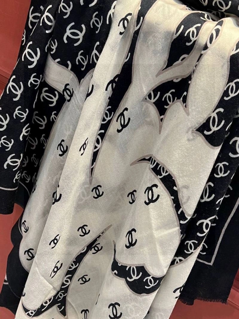 EyeCatching Chanel Scarf 271228