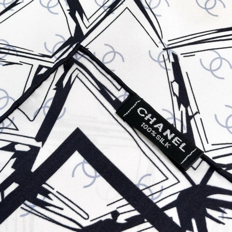 Chanel Scarf Compact 271206