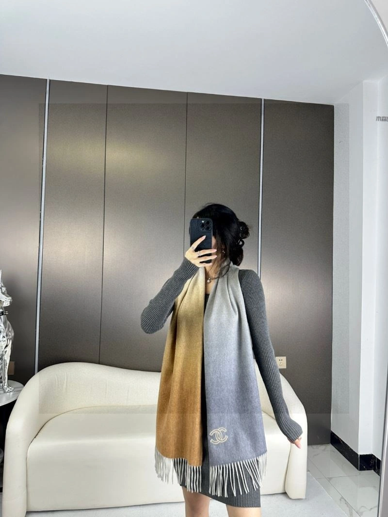 Sleek Chanel Scarf 271202