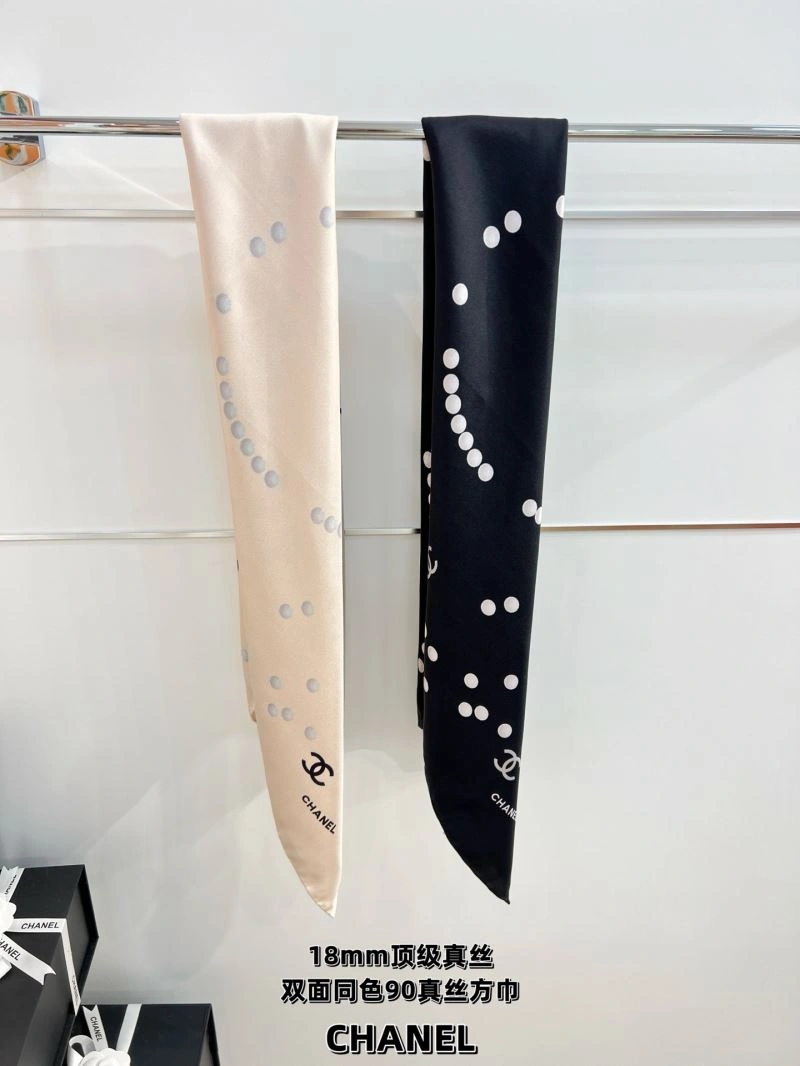 Lightweight Chanel Scarf 271194