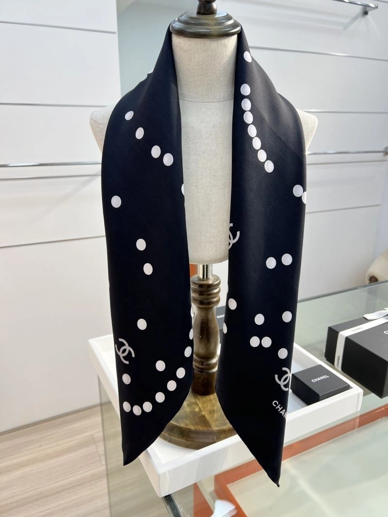 Lightweight Chanel Scarf 271194