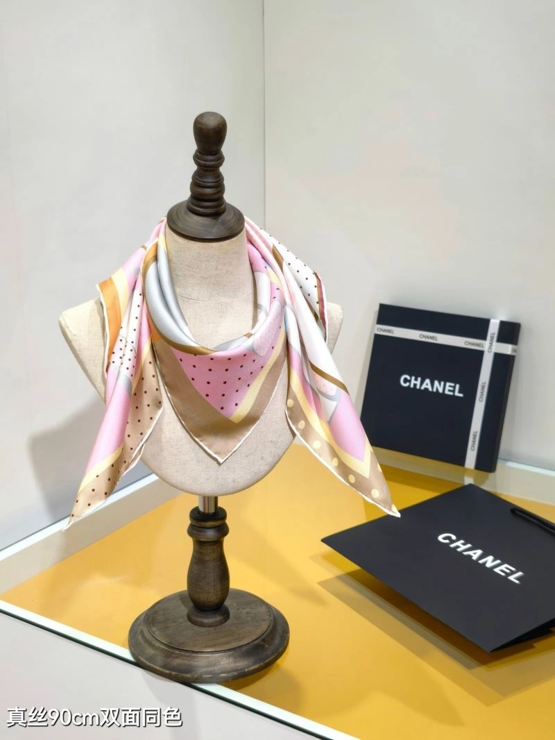 TechFriendly Chanel Scarf 271171