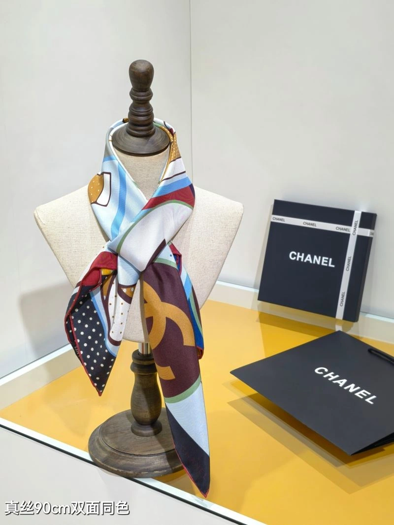 Trendsetting Chanel Scarf 271169