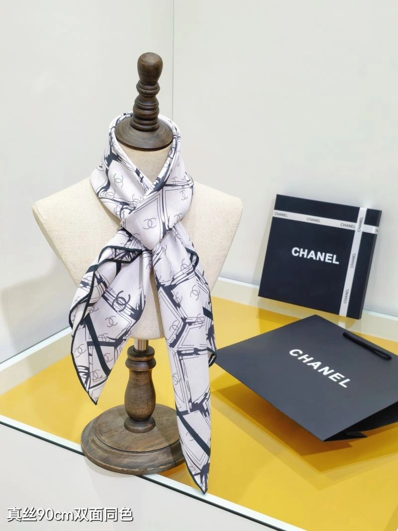 Lightweight Chanel Scarf 271185
