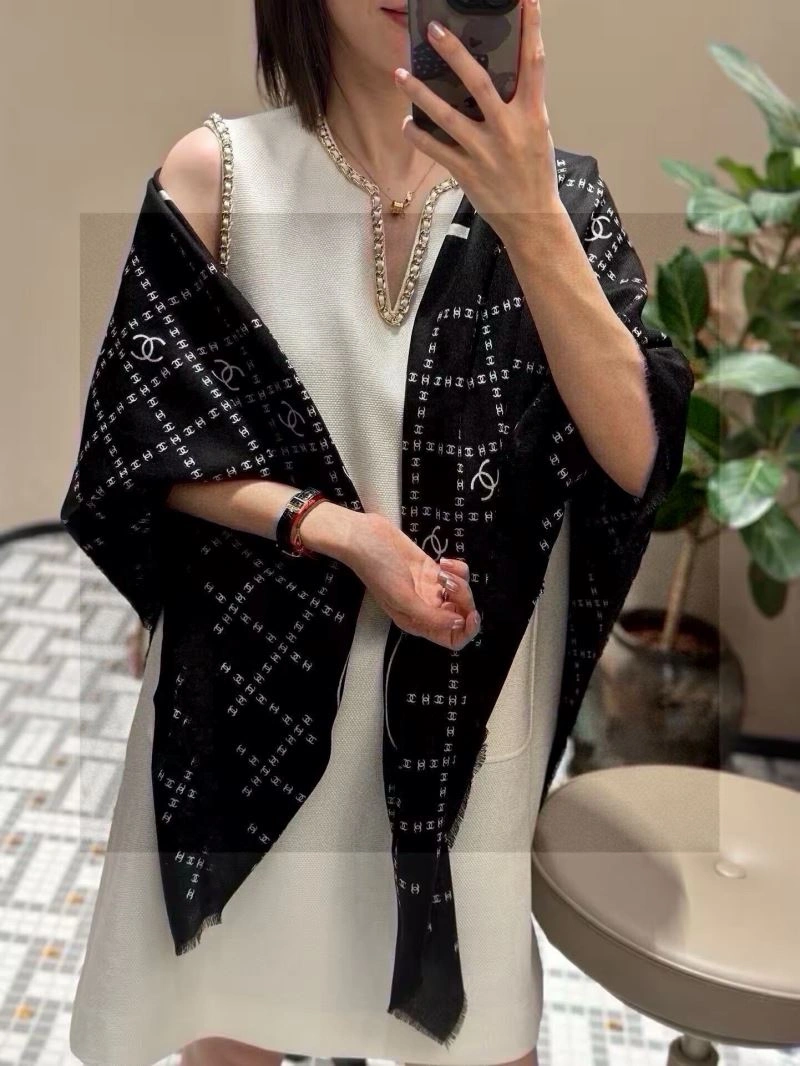 Elegant Chanel Scarf 271176
