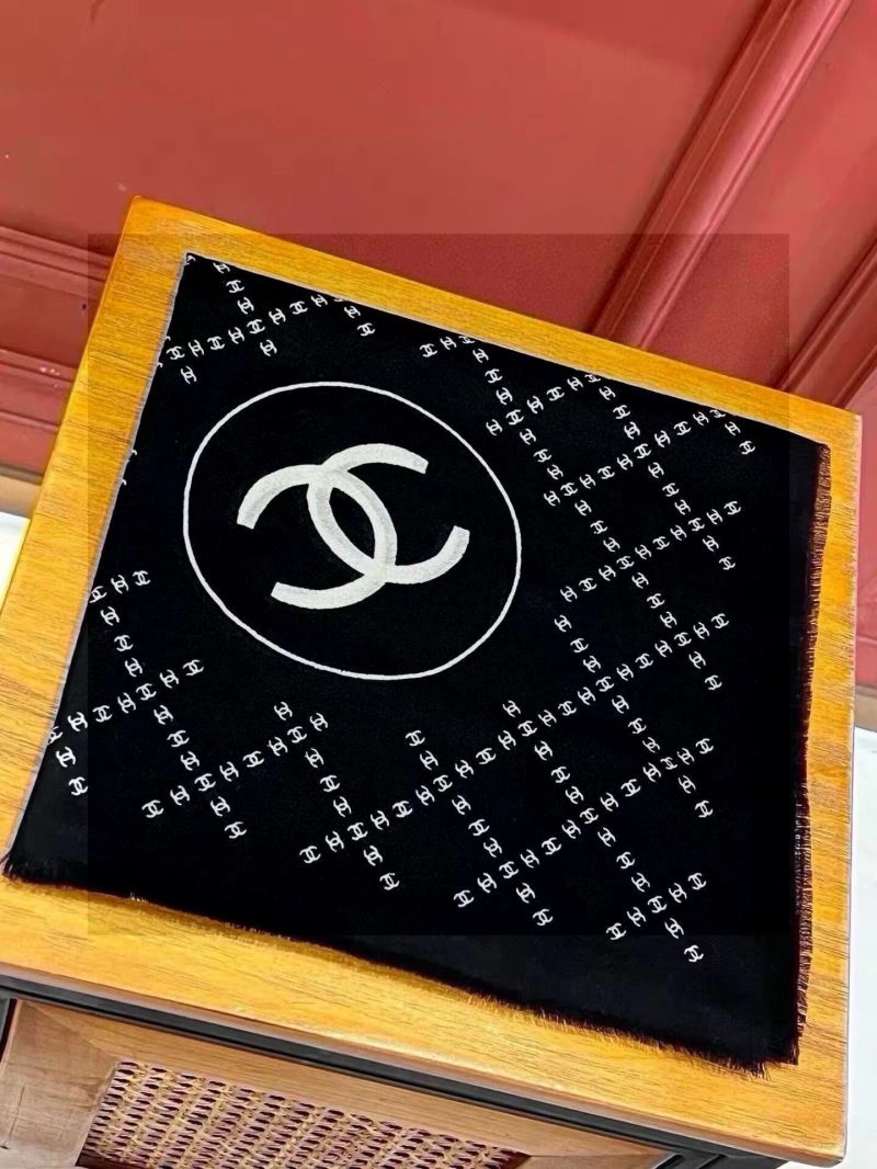 Elegant Chanel Scarf 271176