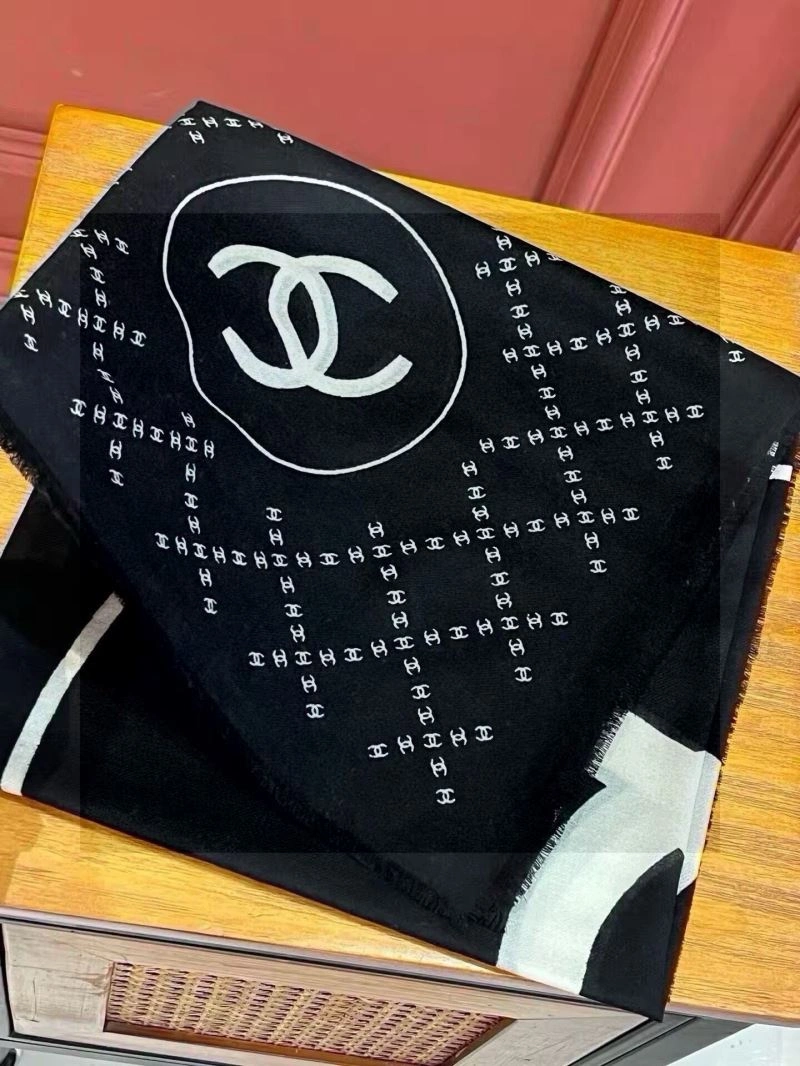 Elegant Chanel Scarf 271176