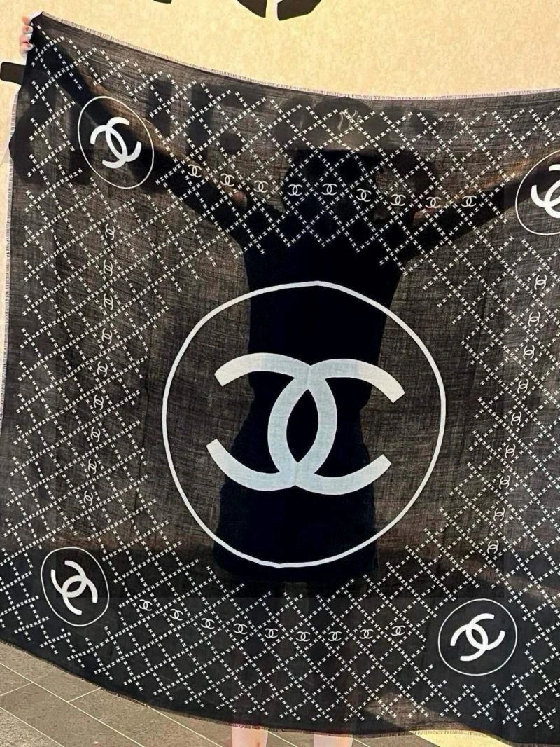 Elegant Chanel Scarf 271176