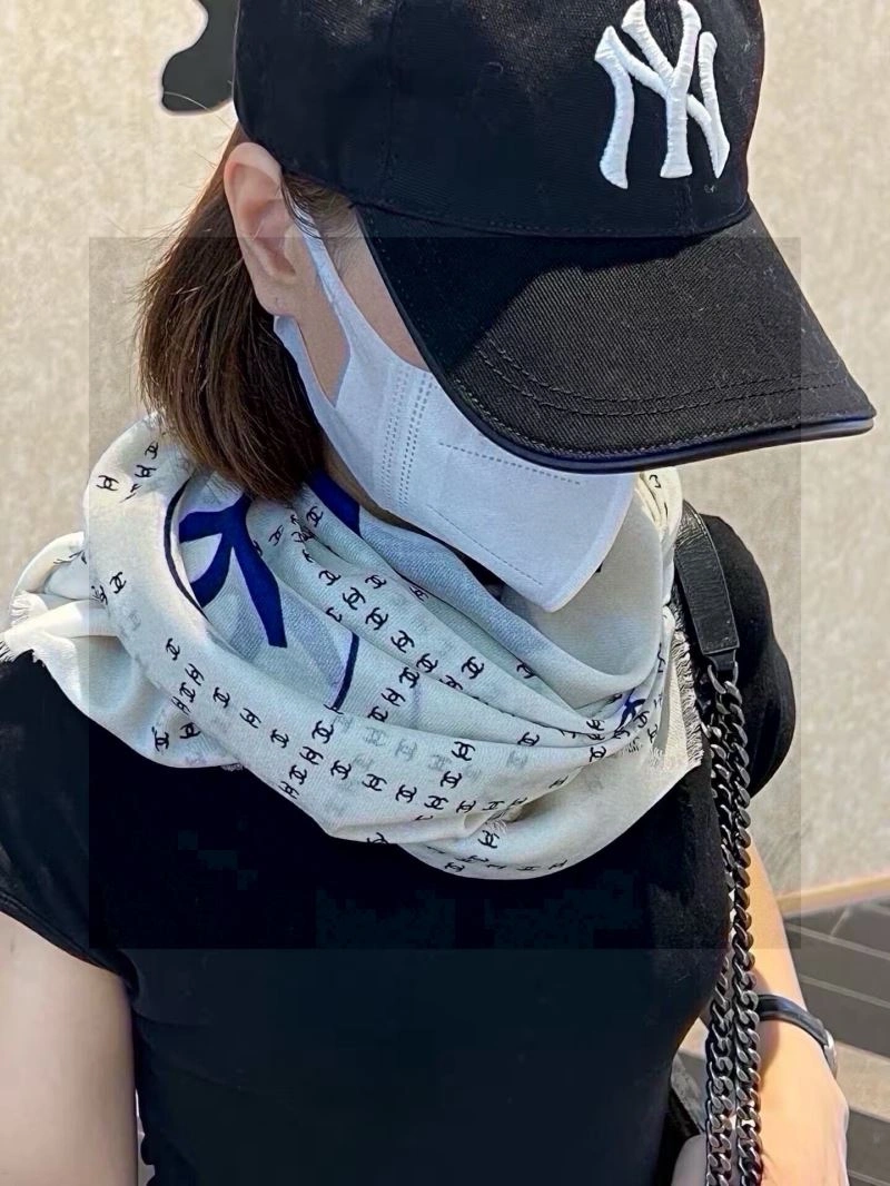 Chanel Scarf Tailored 271178