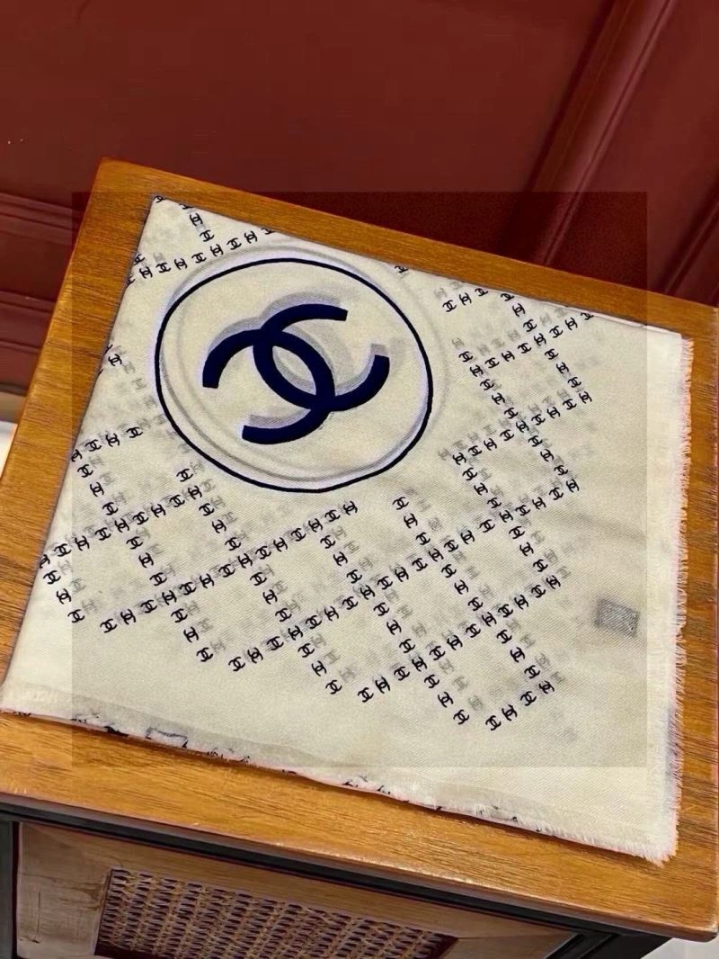 Chanel Scarf Tailored 271178