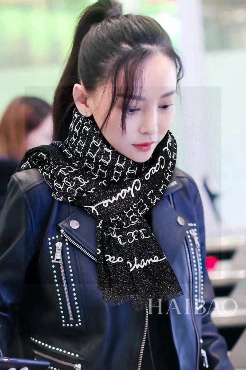 Soft Chanel Scarf 271184