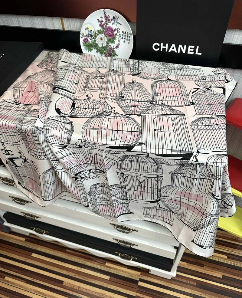 Supportive Chanel Scarf 271167