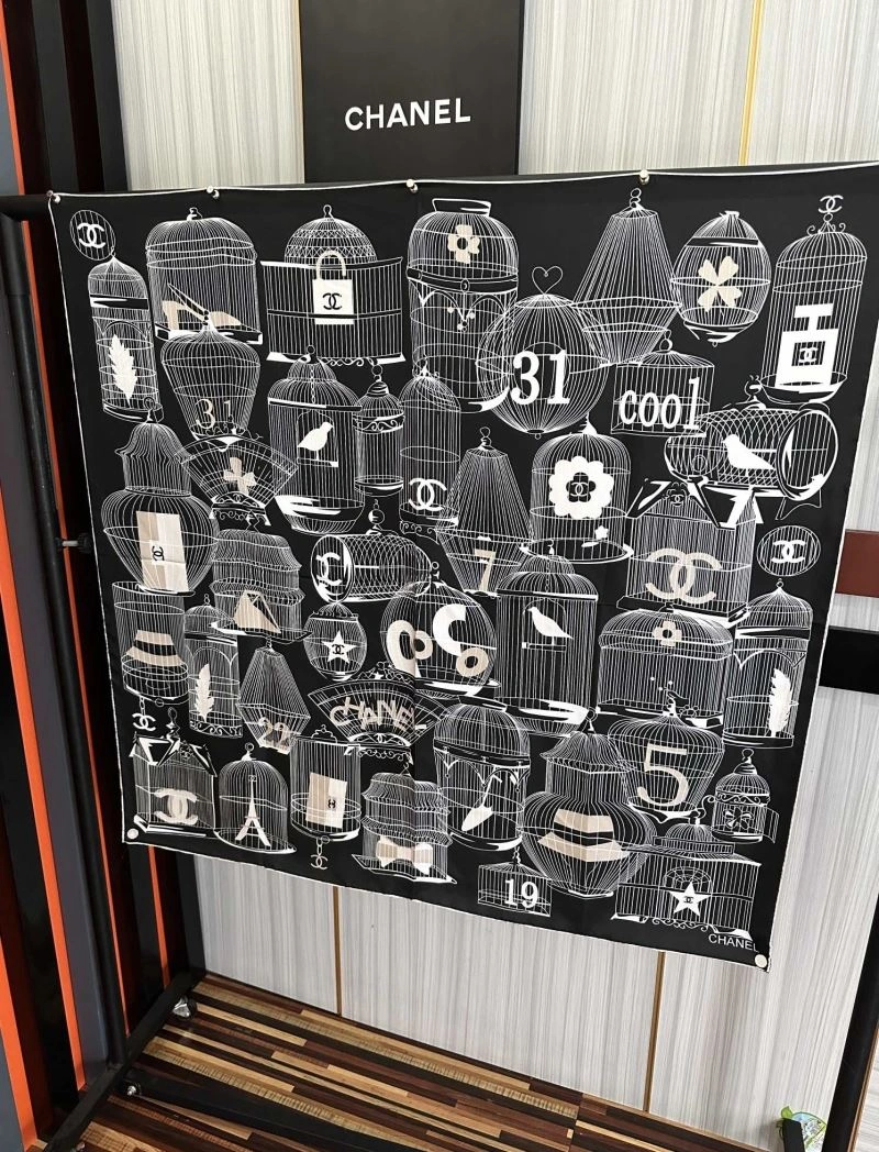 Trendy Chanel Scarf 271160