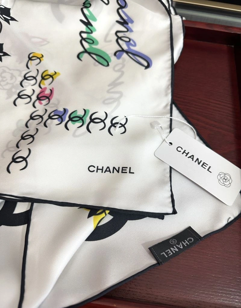 Breathable Chanel Scarf 272014