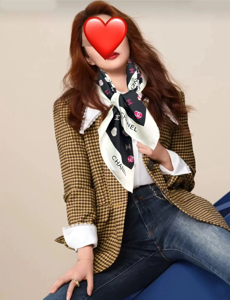 ComfortFit Chanel Scarf 272015