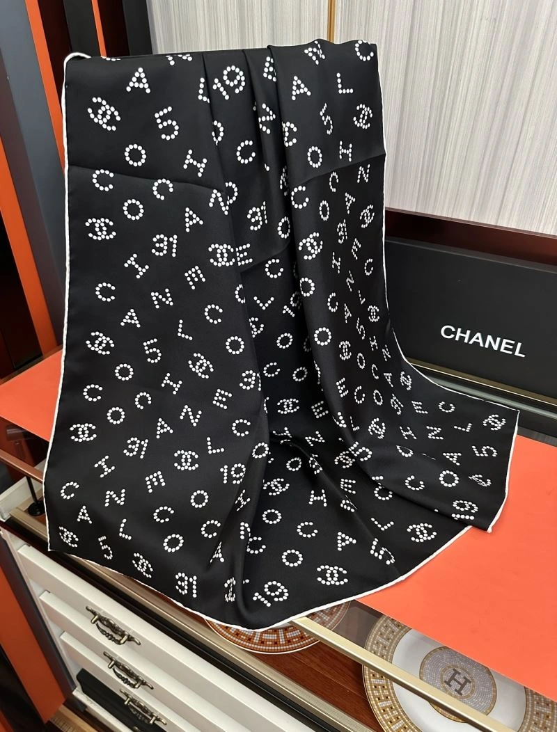 TravelReady Chanel Scarf 272017