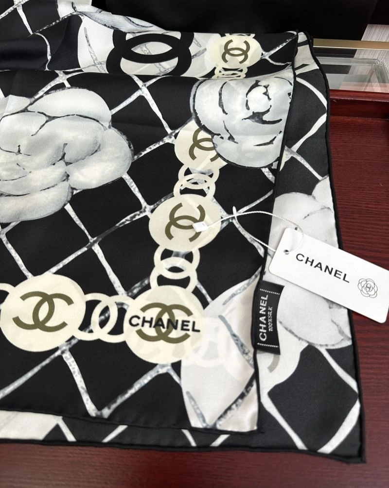 Resilient Chanel Scarf 271998