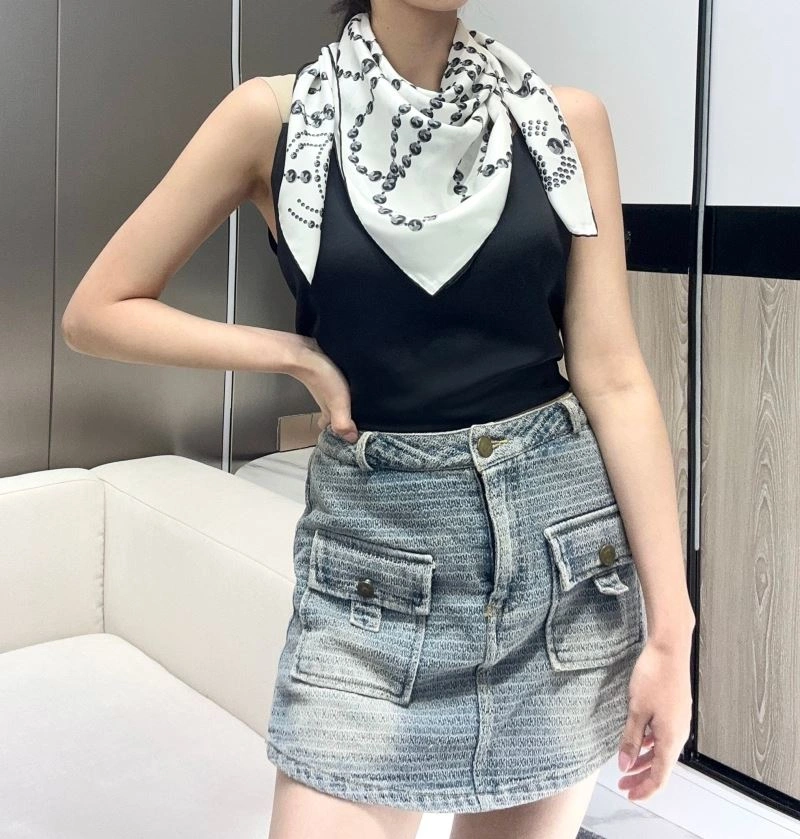 Chanel Scarf Sporty 271987