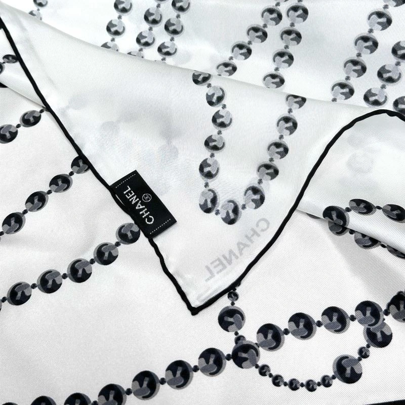 Chanel Scarf Sporty 271987