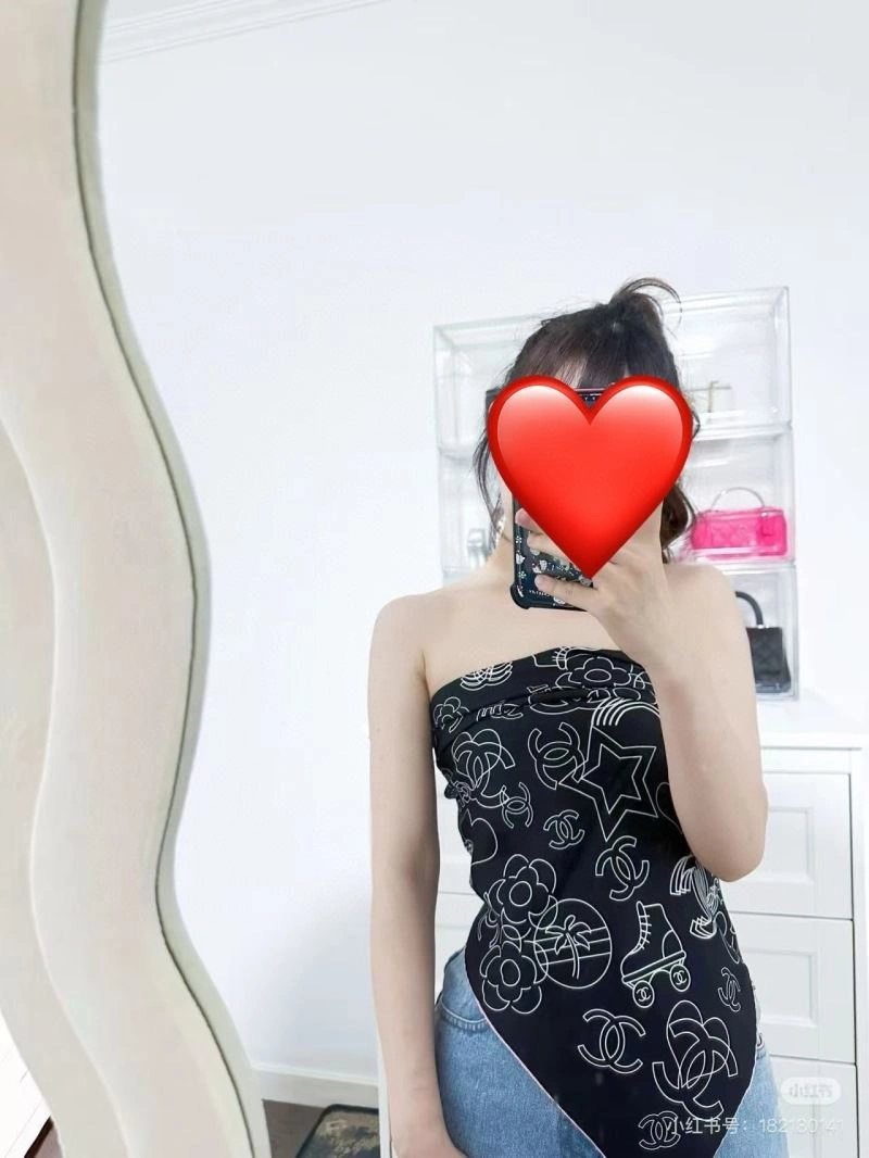 Chanel Scarf Vibrant 271985