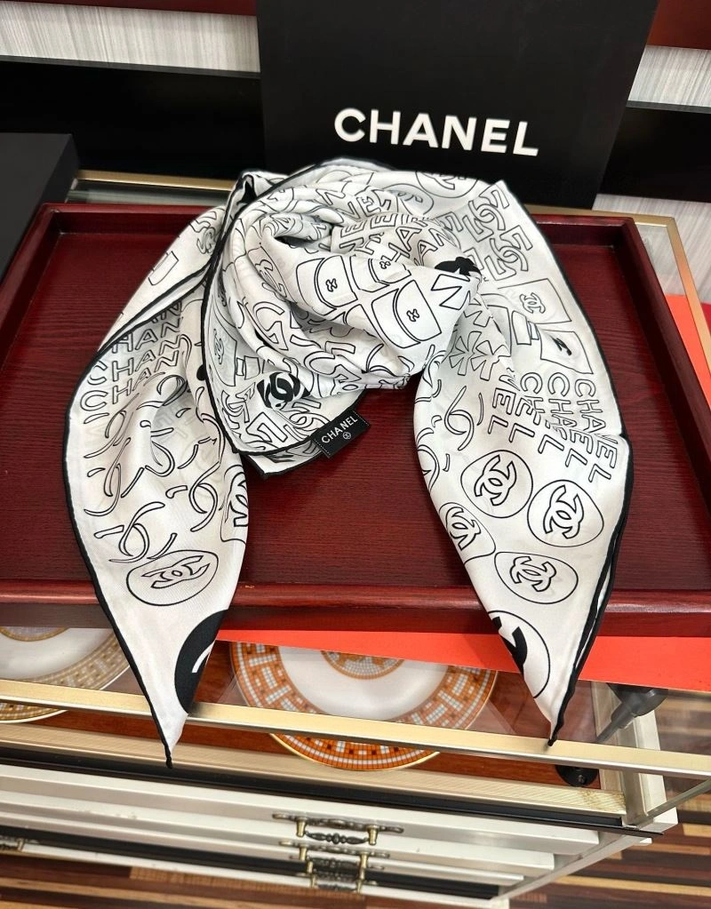 Chanel Scarf Snug 271961