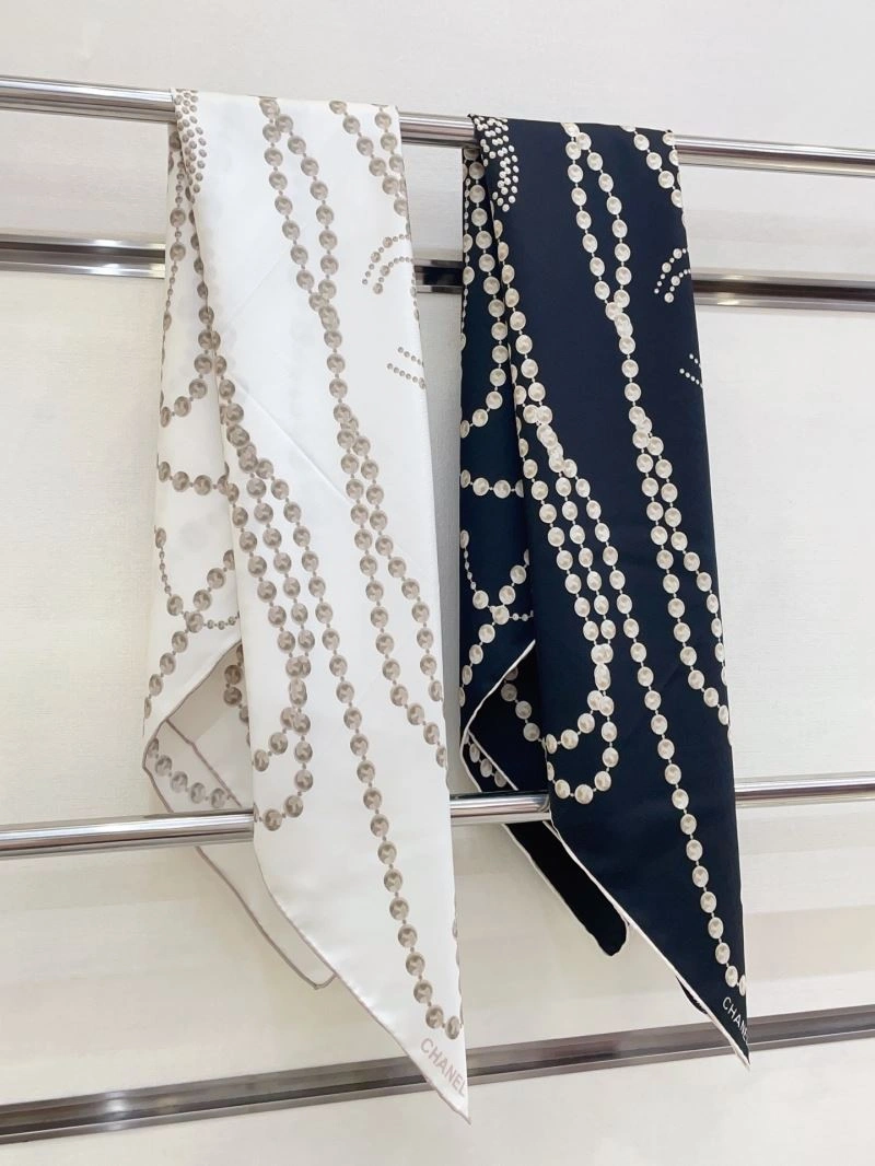 Stylish Chanel Scarf 271967