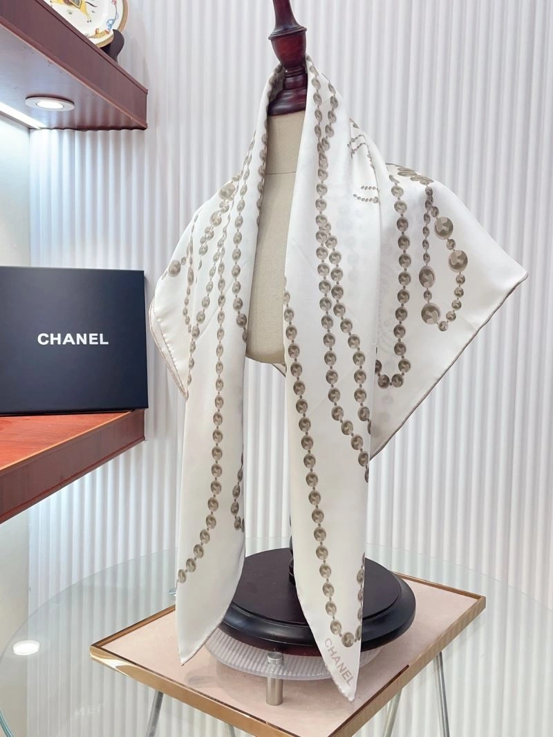 Stylish Chanel Scarf 271967
