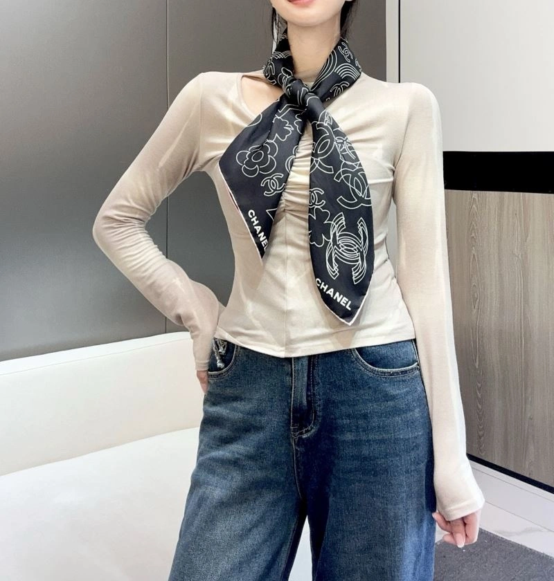Chanel Scarf Classic 271981