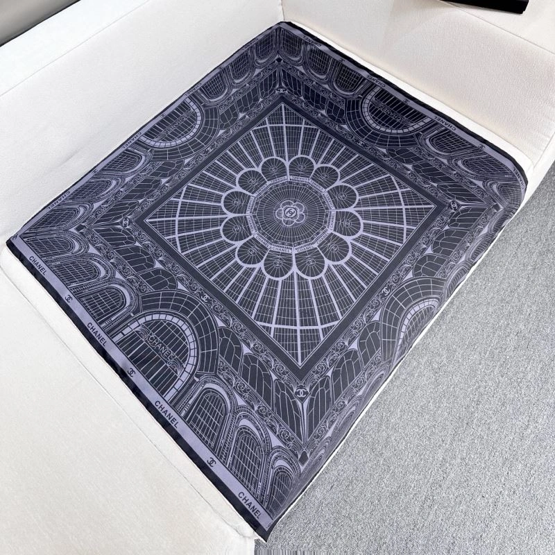 Chanel Scarf Effortless 271960