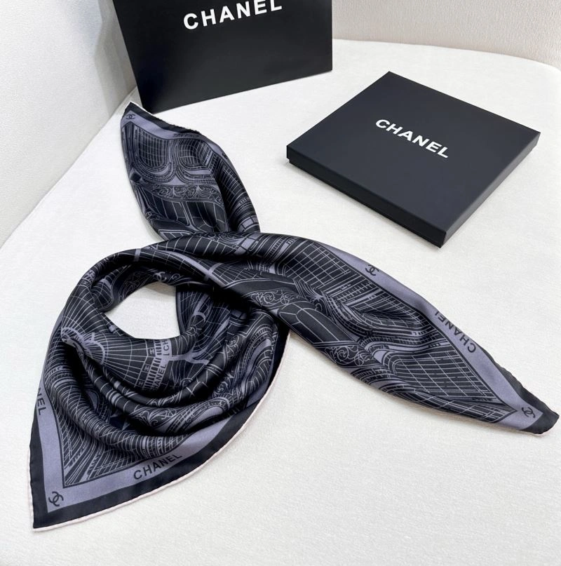 Chanel Scarf Effortless 271960