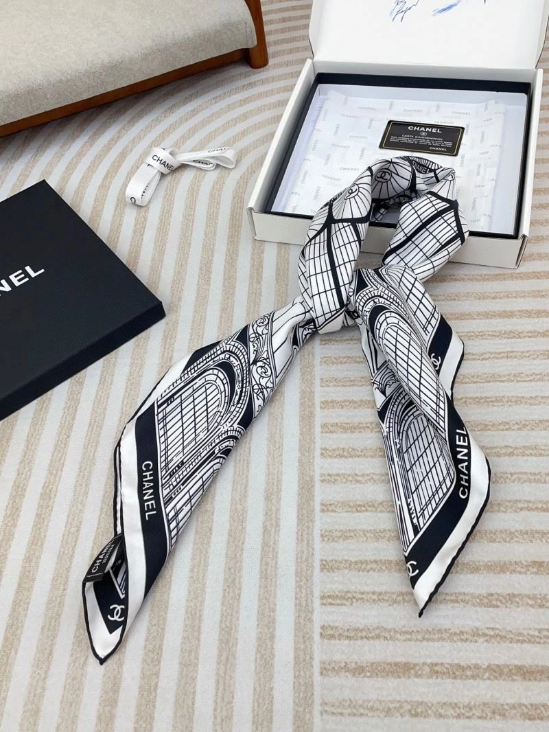 Minimalist Chanel Scarf 271955