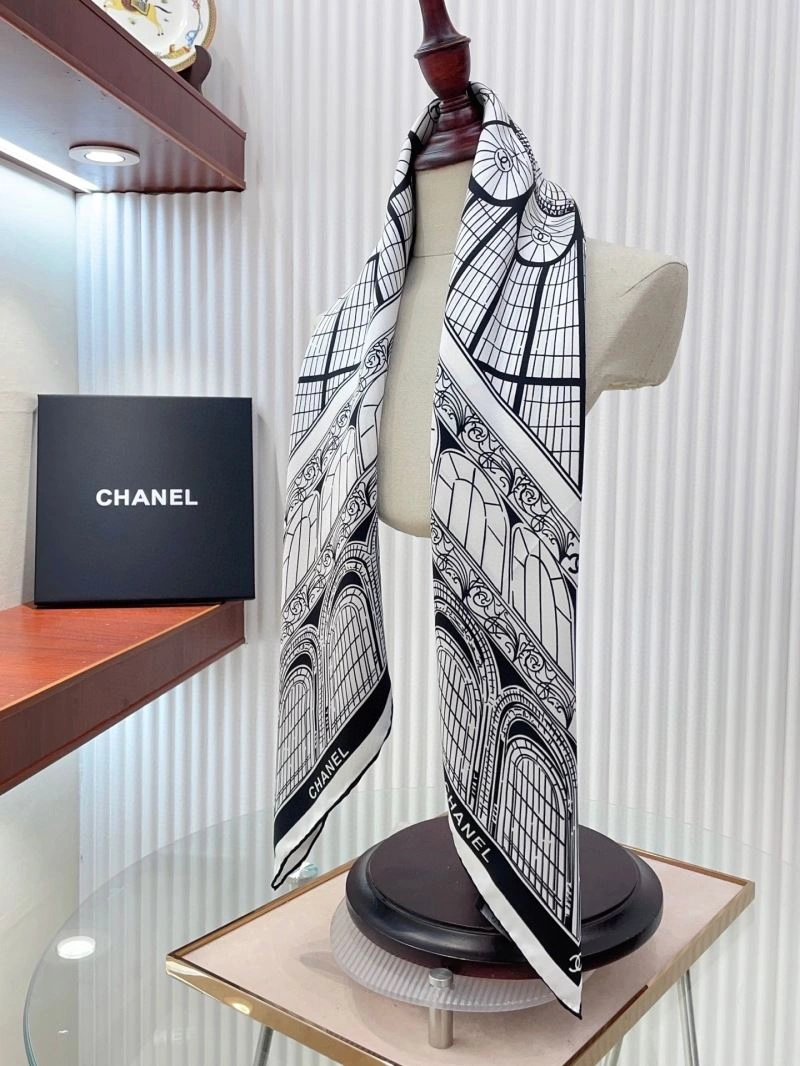 Minimalist Chanel Scarf 271955