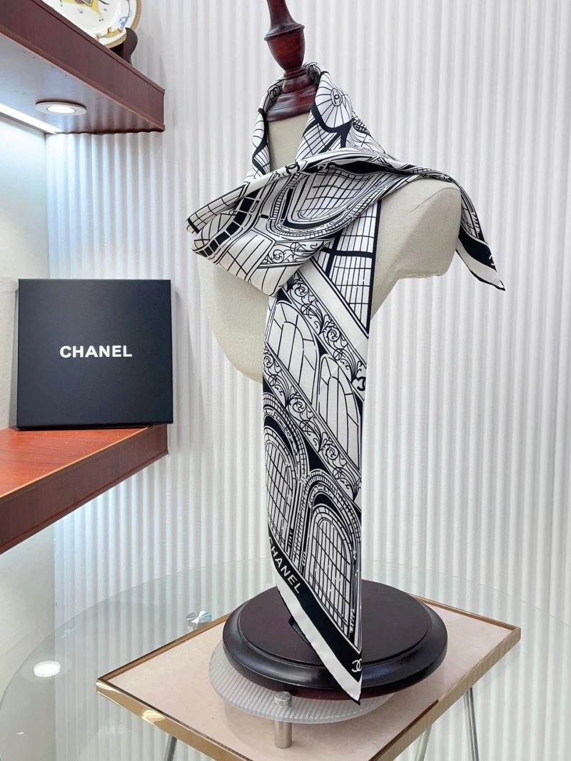 Minimalist Chanel Scarf 271955
