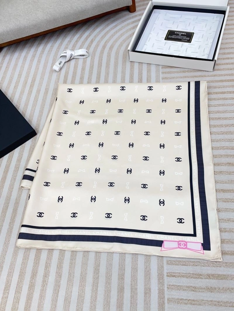 Chanel Scarf Chic 271976