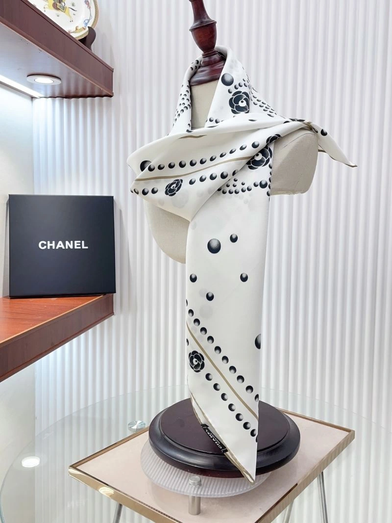 Chanel Scarf Versatile 271984