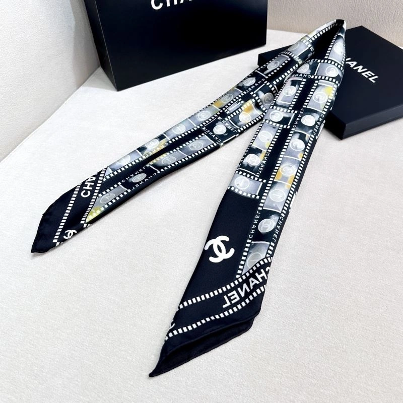 Chanel Scarf Bold 271952
