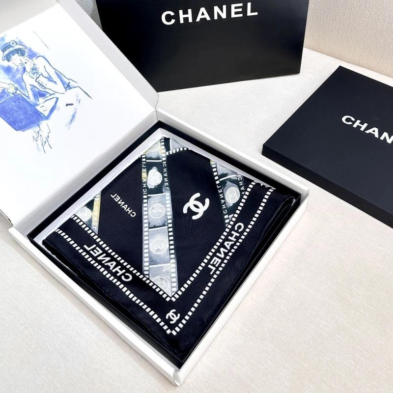 Chanel Scarf Bold 271952